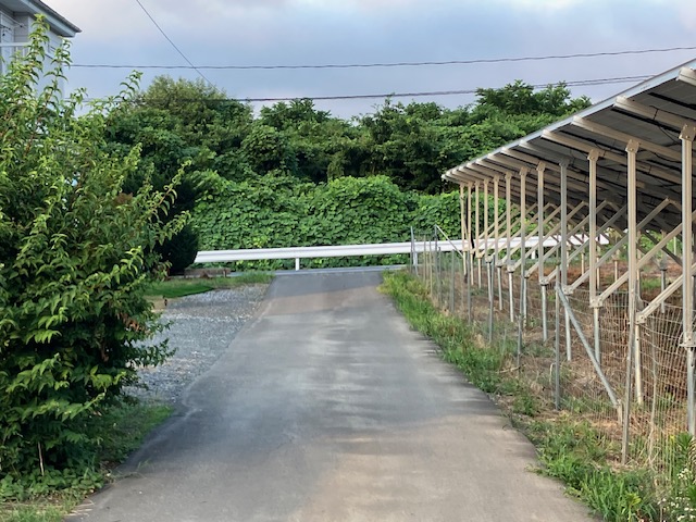 青森県三戸郡階上町大字角柄折字十文字1番34